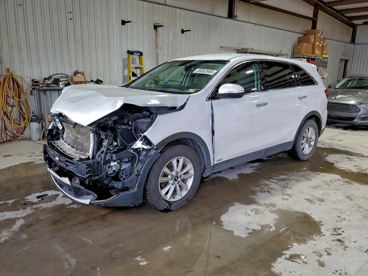 2019 Kia Sorento LX, VIN 5XYPGDA51KG445839 — Front end