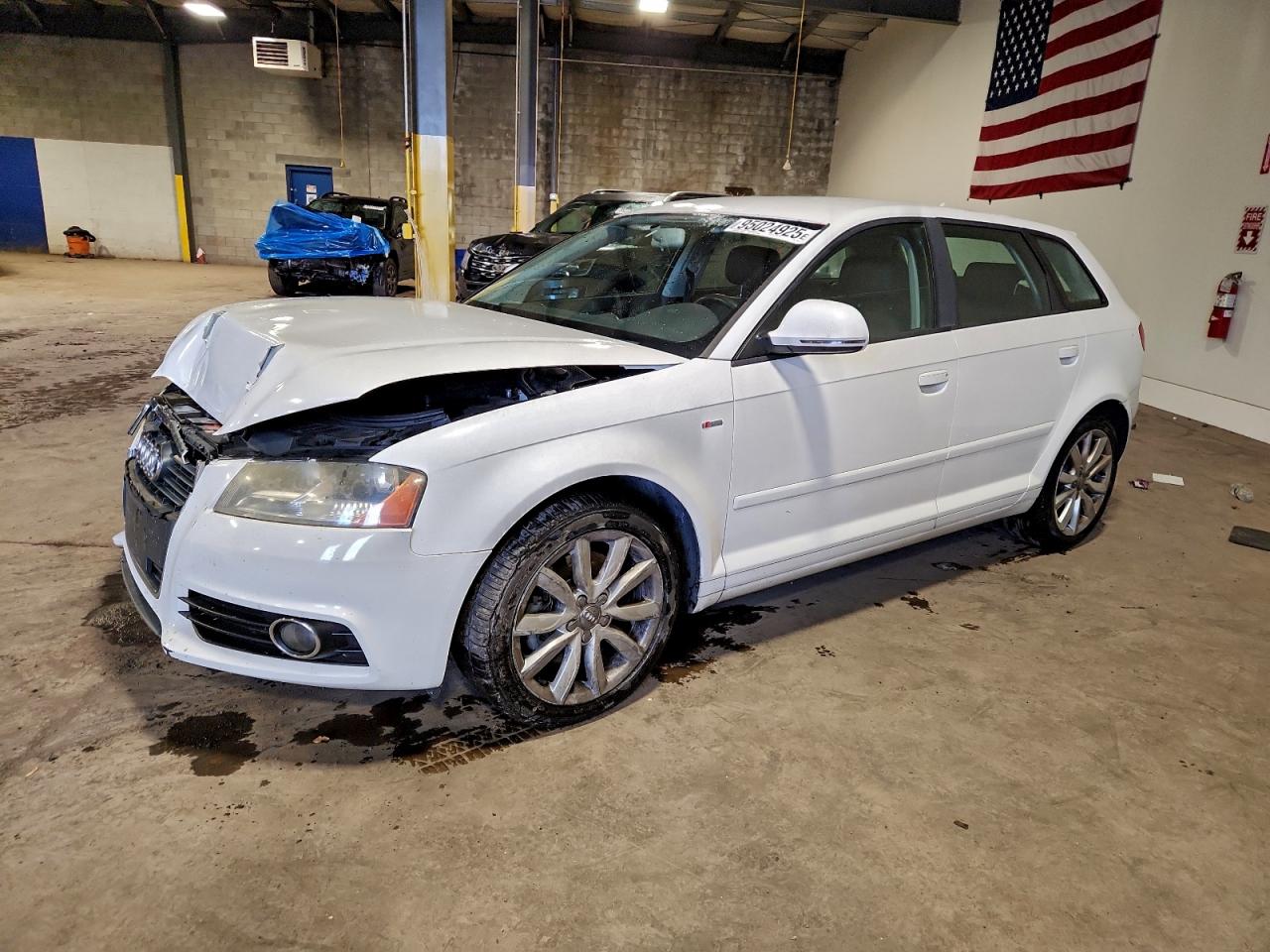 2010 Audi A3 Premium, VIN WAUBEAFM3AA110933 — Front end