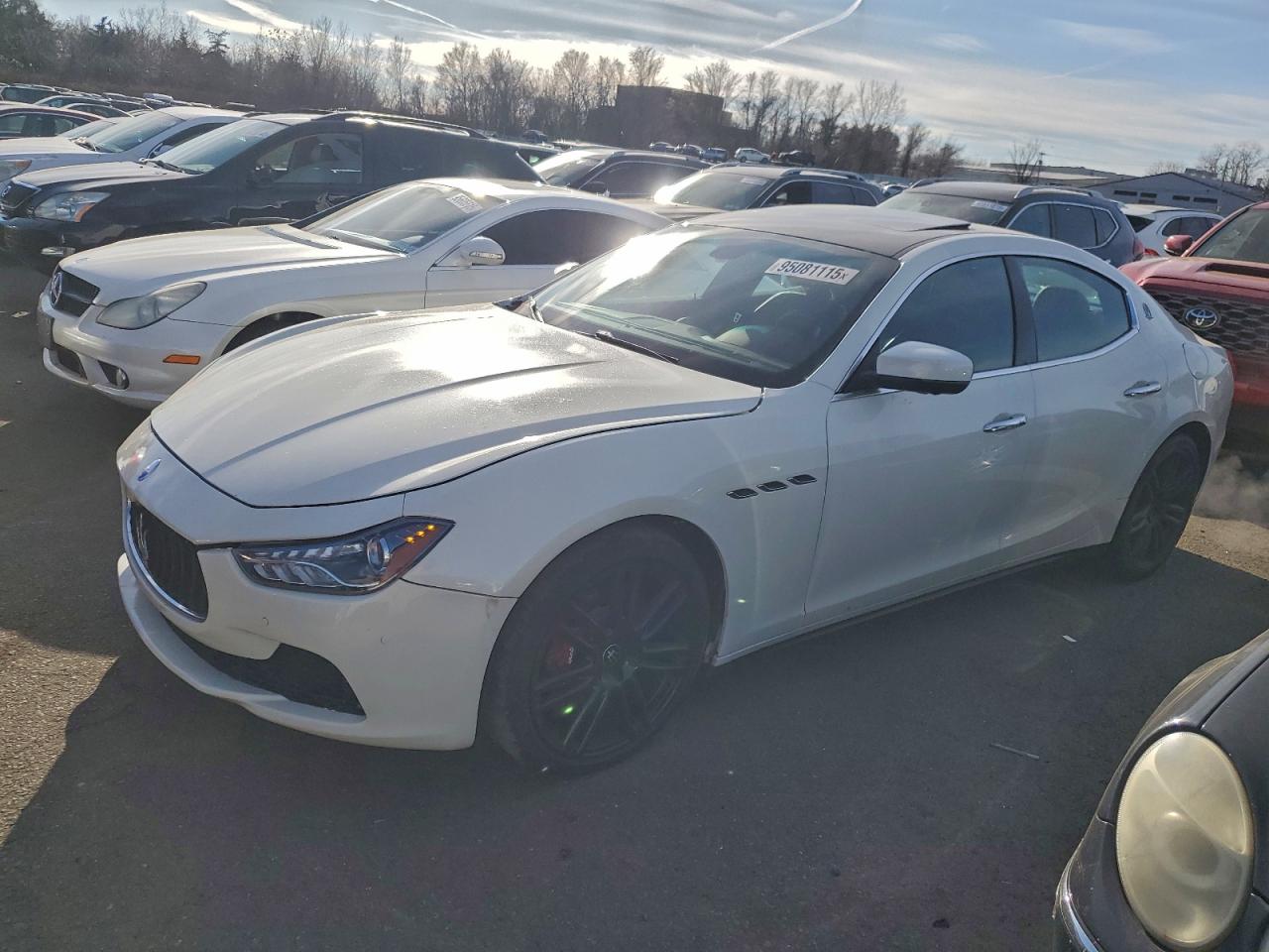 2017 Maserati Ghibli S, VIN ZAM57RSS4H1226287 — Minor dents and scratches