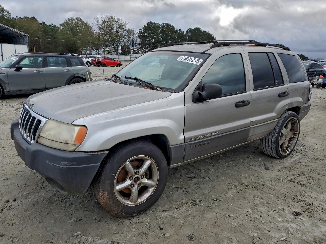 2001 Jeep Grand Cherokee Laredo, VIN 1J4GW48S01C707393 — Rear end