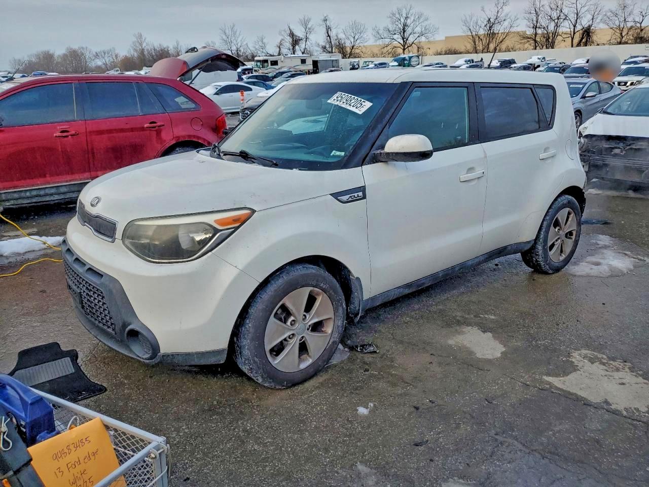 2015 Kia Soul, VIN KNDJN2A26F7214864 — Rear end