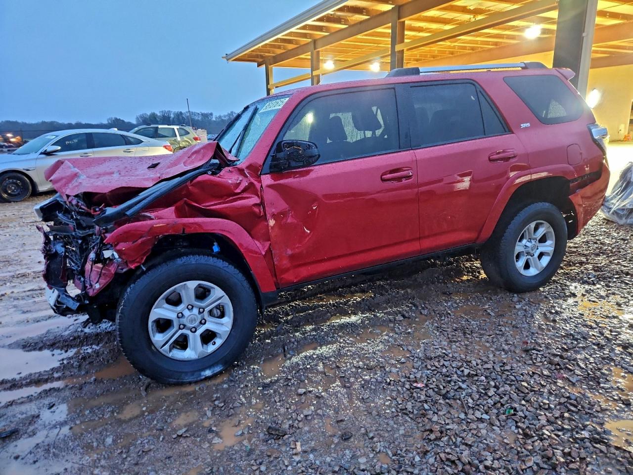 2023 Toyota 4Runner SR5, VIN JTEMU5JR3P6127022 — Auction photo