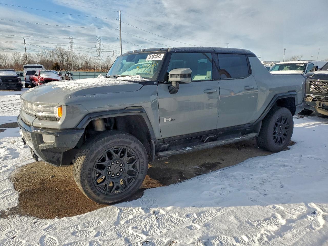 2025 GMC HUMMER EV Pickup 2X, VIN 1GT40BDD2SU109159 — Water / flood
