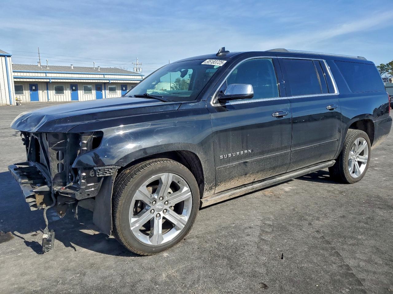 2018 Chevrolet Suburban Premier, VIN 1GNSKJKC8JR173284 — Front end