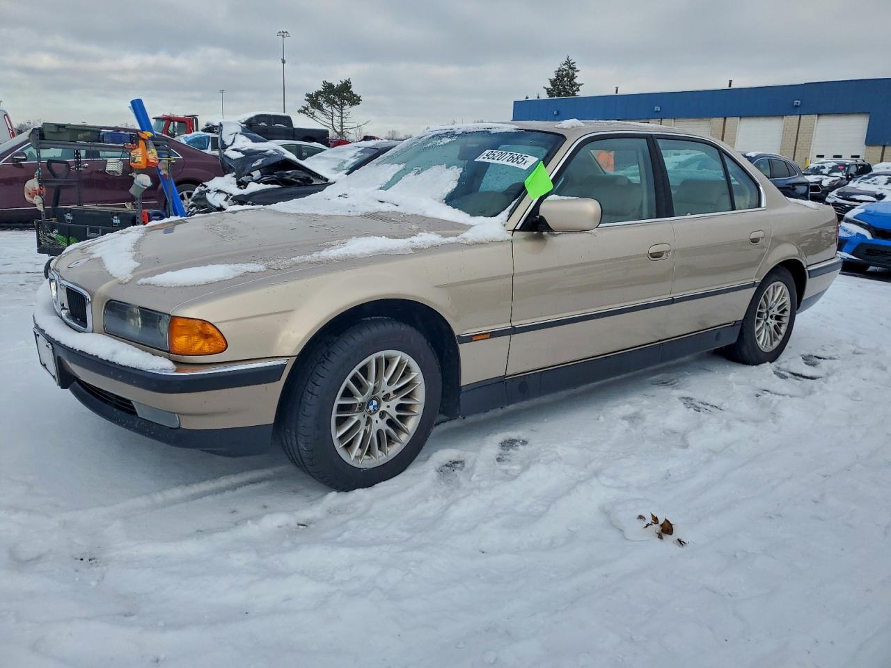 1998 BMW 7 Series 740i, VIN WBAGF8324WDL52733 — Minor dents and scratches