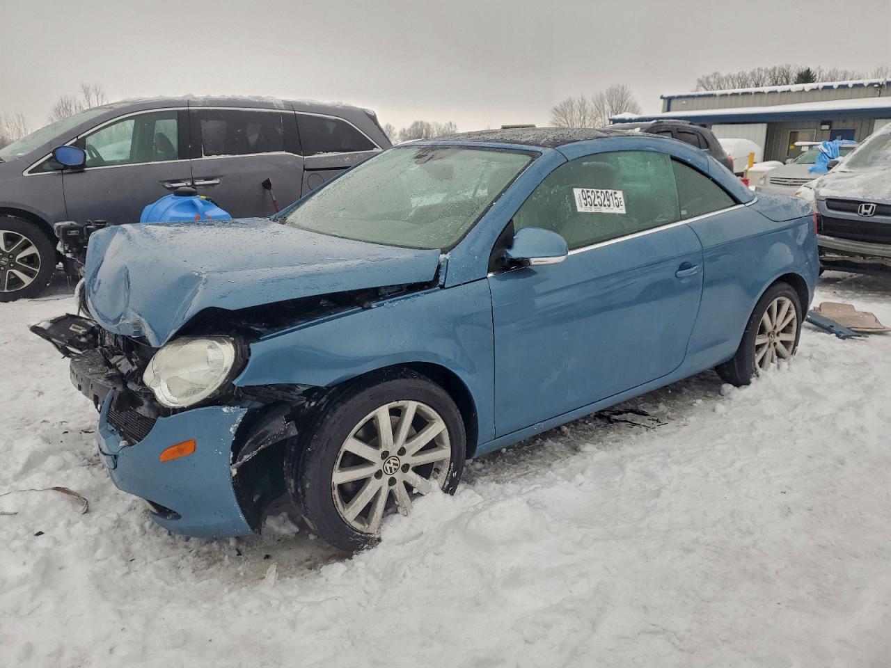 2007 Volkswagen Eos 2.0T, VIN WVWFA71F27V033811 — Front end