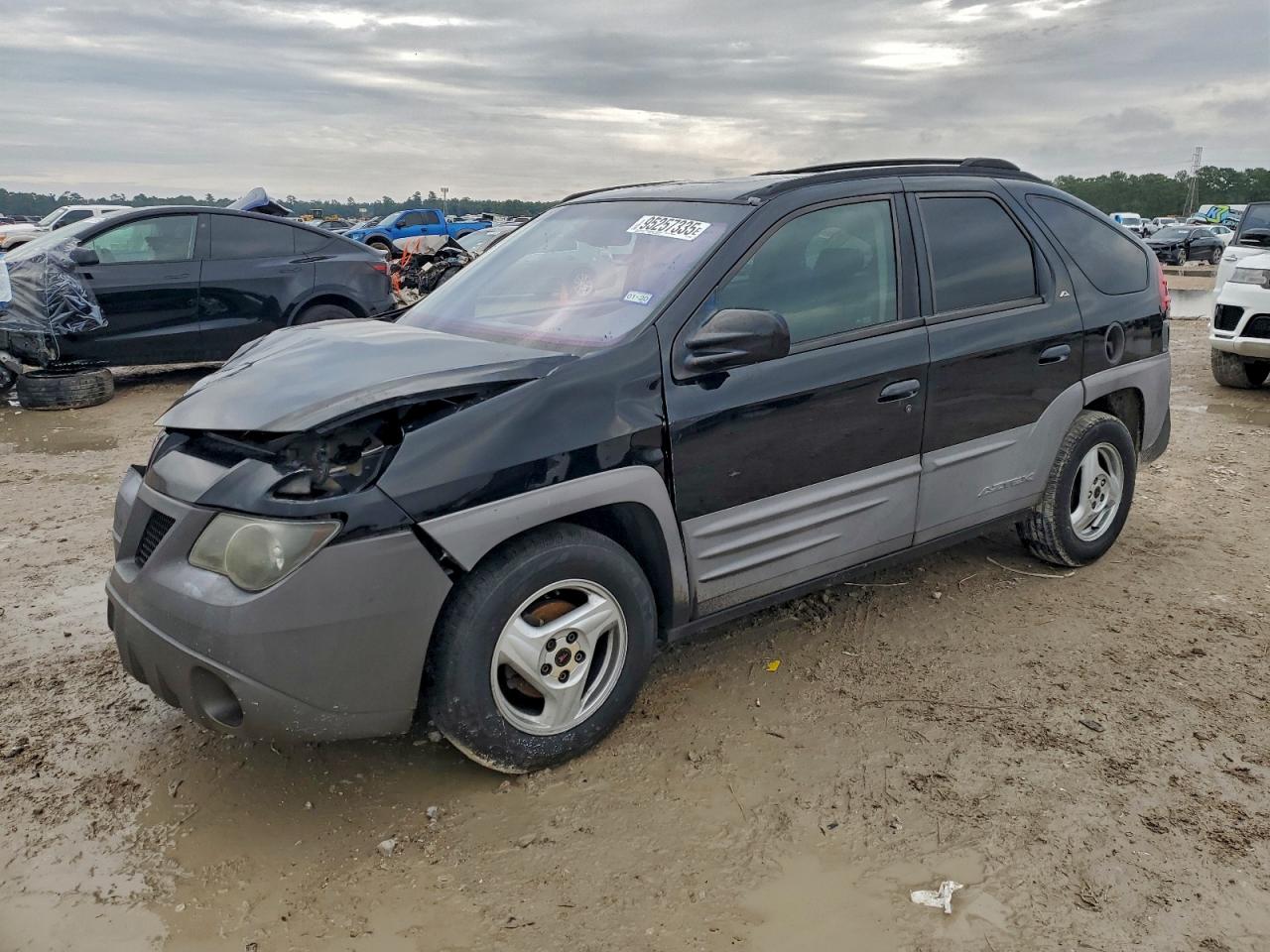 2001 Pontiac Aztek GT, VIN 3G7DA03EX1S501850 — Front end