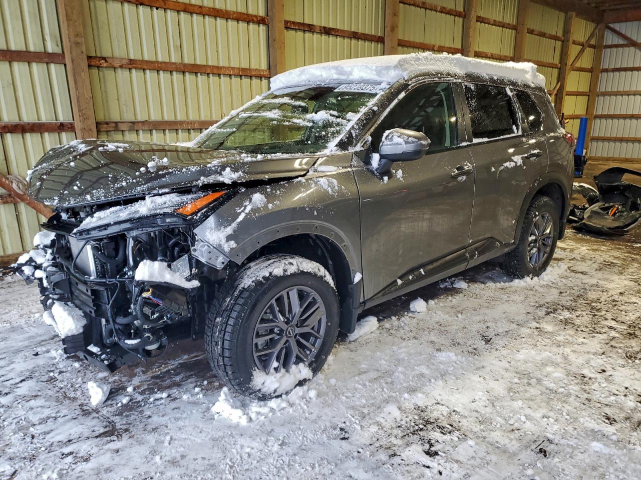 2025 Nissan Rogue S, VIN JN8BT3ABXSW433380 — Front end