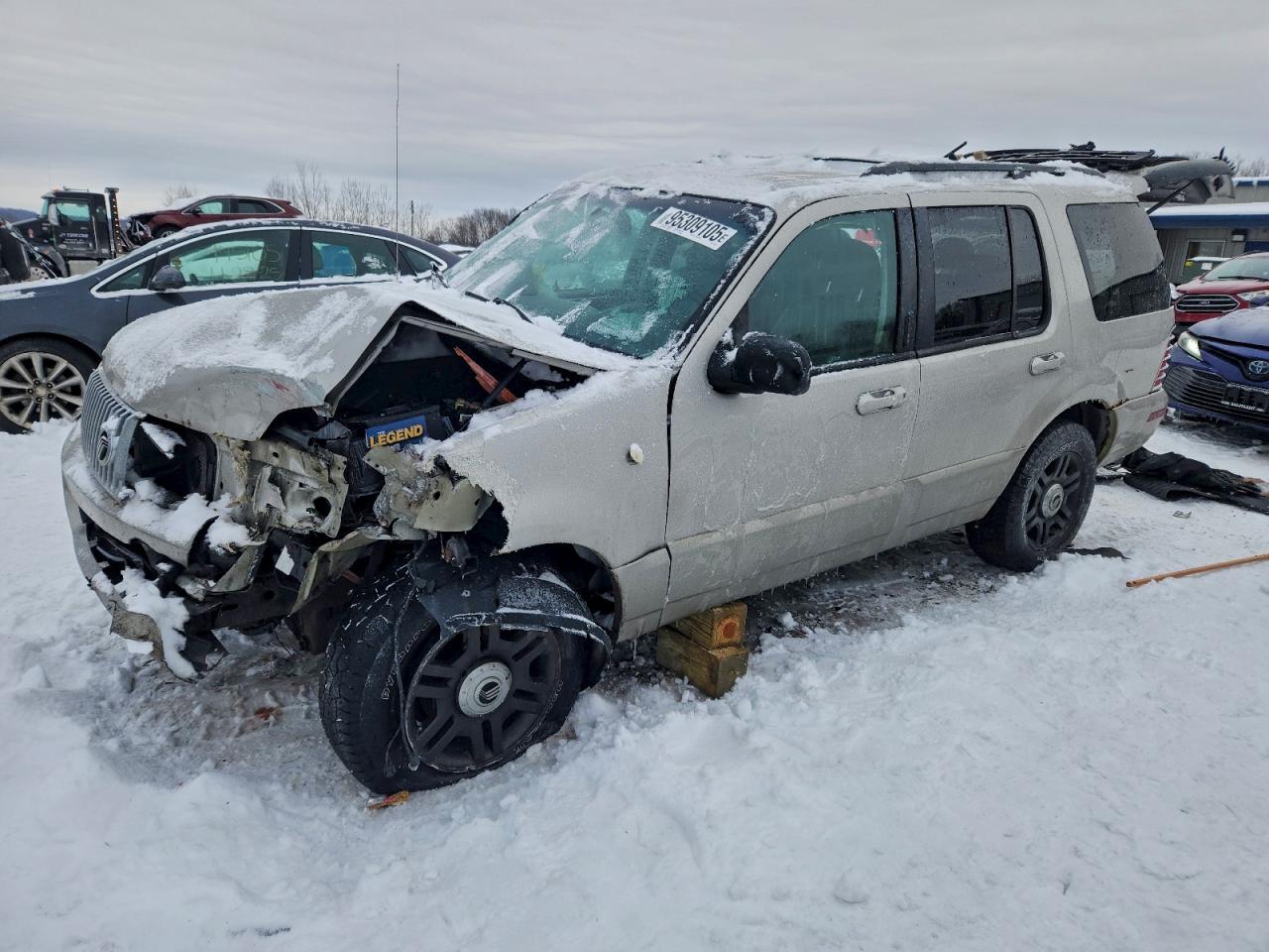 2003 Mercury Mountaineer Convenience, VIN 4M2DU86W53ZJ09936 — Rollover