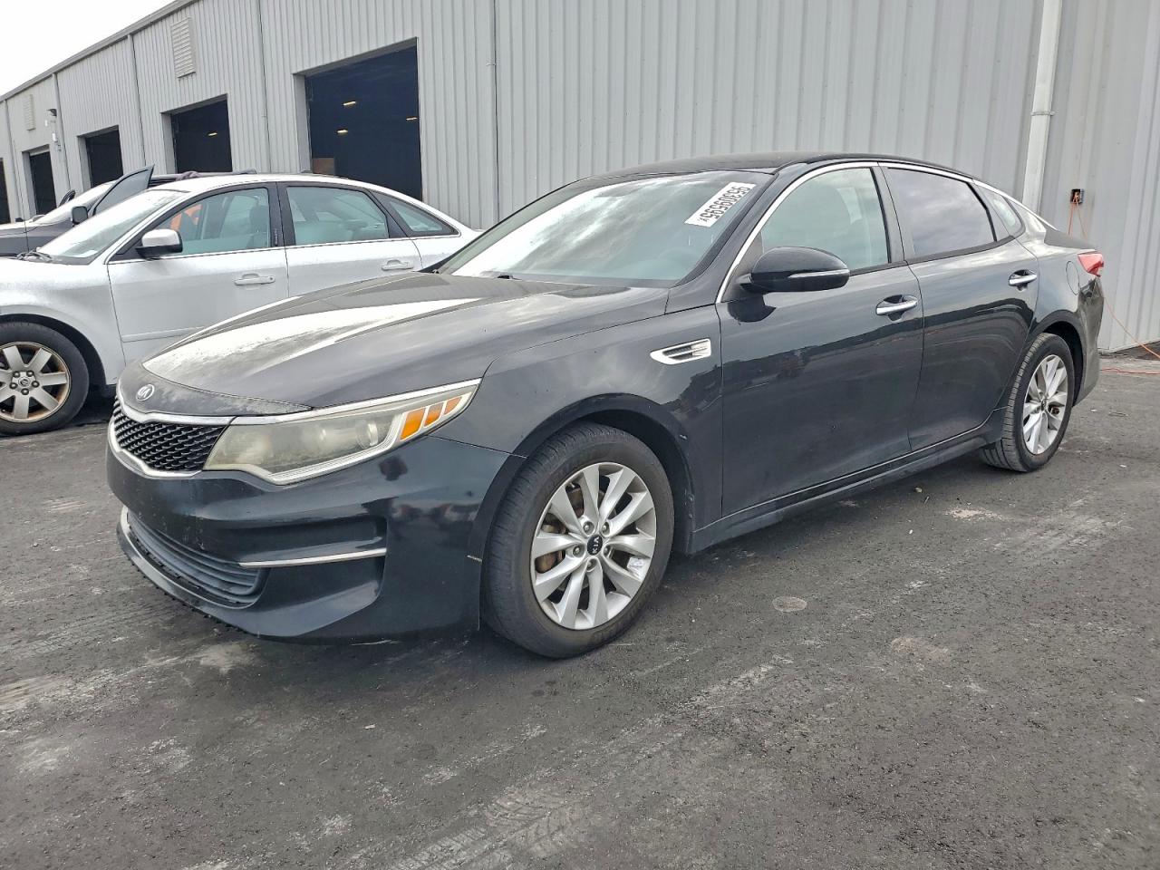 2016 Kia Optima LX, VIN 5XXGT4L36GG061414 — Frame damage