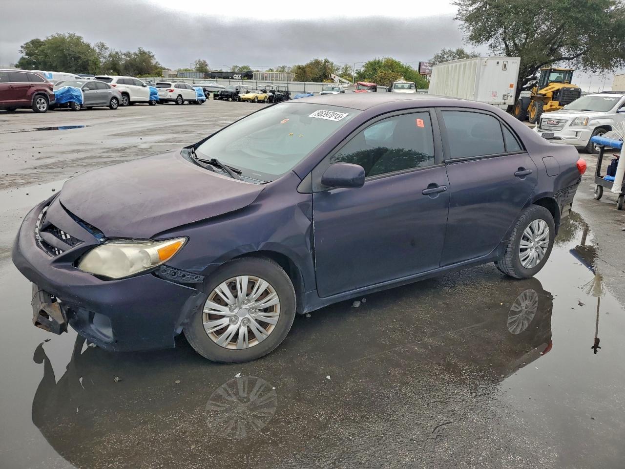 2011 Toyota Corolla LE, VIN 2T1BU4EE1BC557730 — Front end