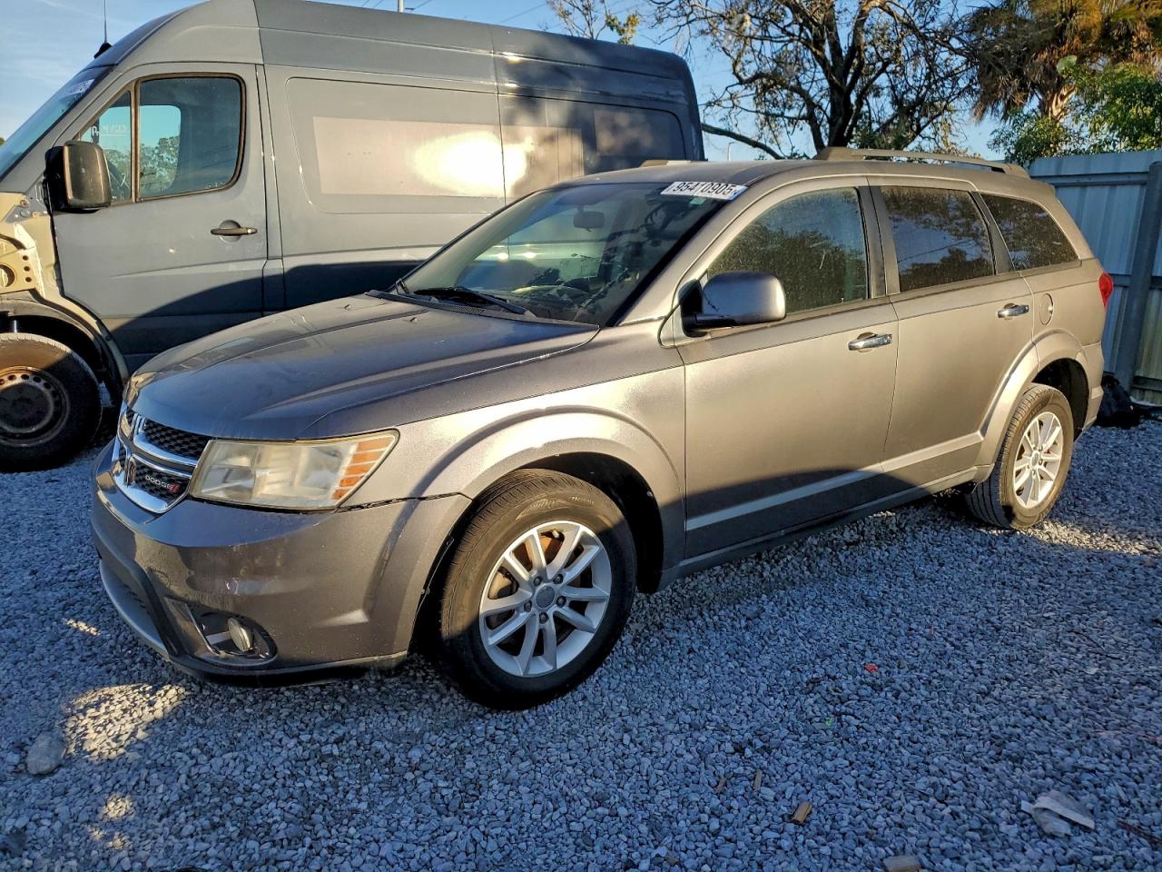 2013 Dodge Journey SXT, VIN 3C4PDCBB7DT538335 — Minor dents and scratches