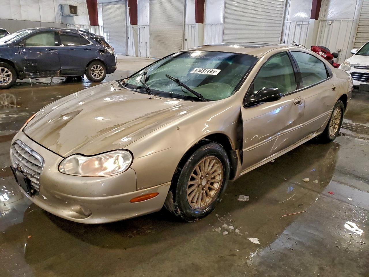 2002 Chrysler Concorde, VIN 2C3AD46R02H162526 — Front end