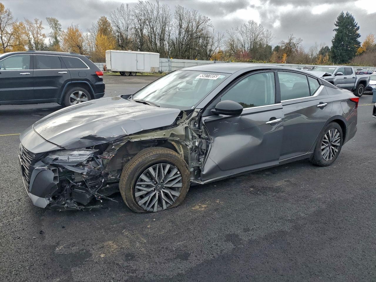 2025 Nissan Altima SV, VIN 1N4BL4DV3SN381061 — Перед