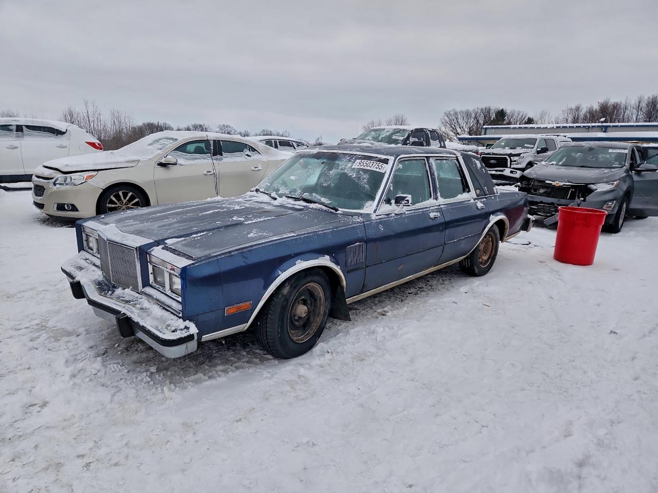 1987 Chrysler New Yorker, VIN 1C3BF66P0HW134700 — Пожар