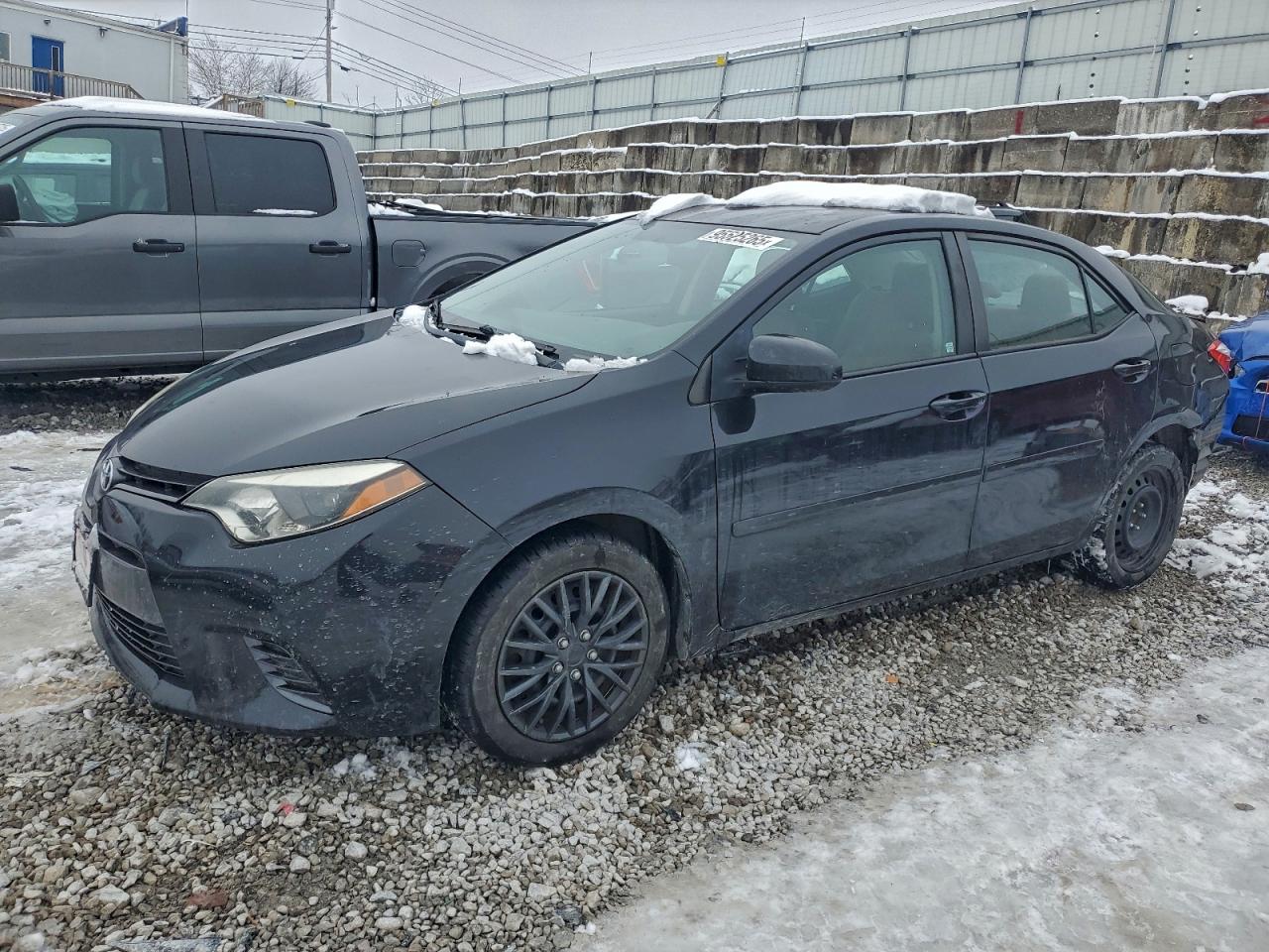 2016 Toyota Corolla LE, VIN 2T1BURHE5GC701201 — Rear end