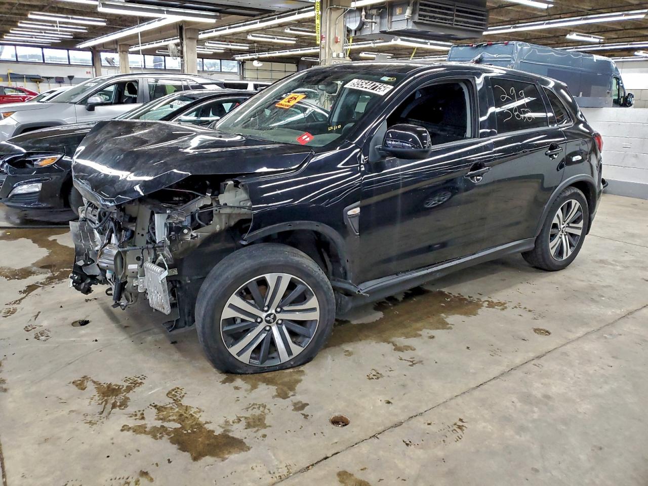 2022 Mitsubishi Outlander ES, VIN JA4APUAU4NU019119 — Frame damage