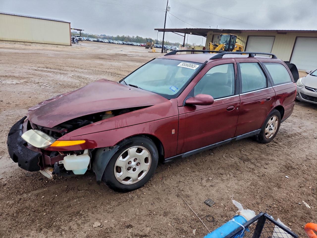 2002 Saturn LW, VIN 1G8JU84F02Y582363 — Front end
