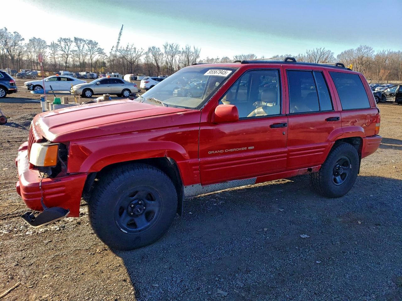 1996 Jeep Grand Cherokee Limited, VIN 1J4GZ78Y4TC282633 — Front end