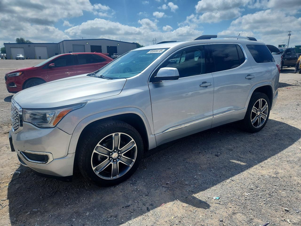 2017 GMC Acadia Denali, VIN 1GKKNXLS4HZ255102 — Бок