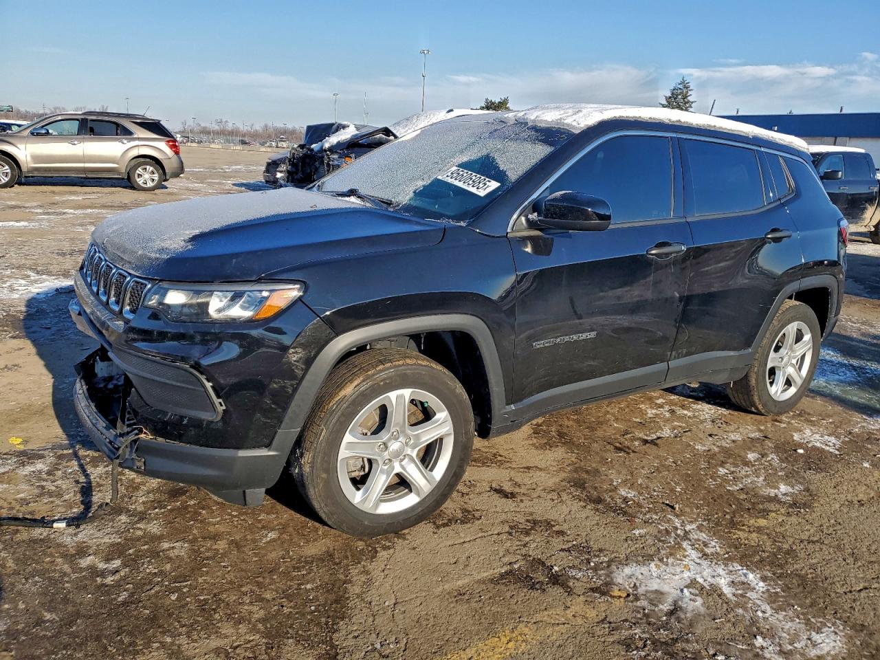 2023 Jeep Compass Sport, VIN 3C4NJDAN1PT509533 — Front end
