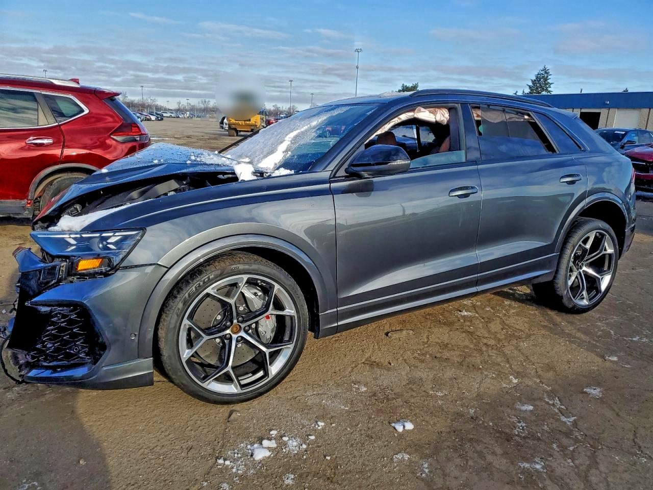 2025 Audi RS Q8 performance, VIN WU1ARBF18SD016676 — Перед