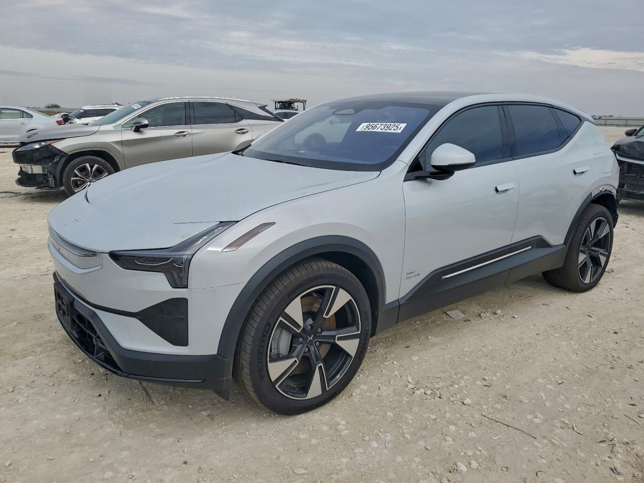 2025 Polestar 3, VIN 7SYEJ3YB8SG031929 — Rear end