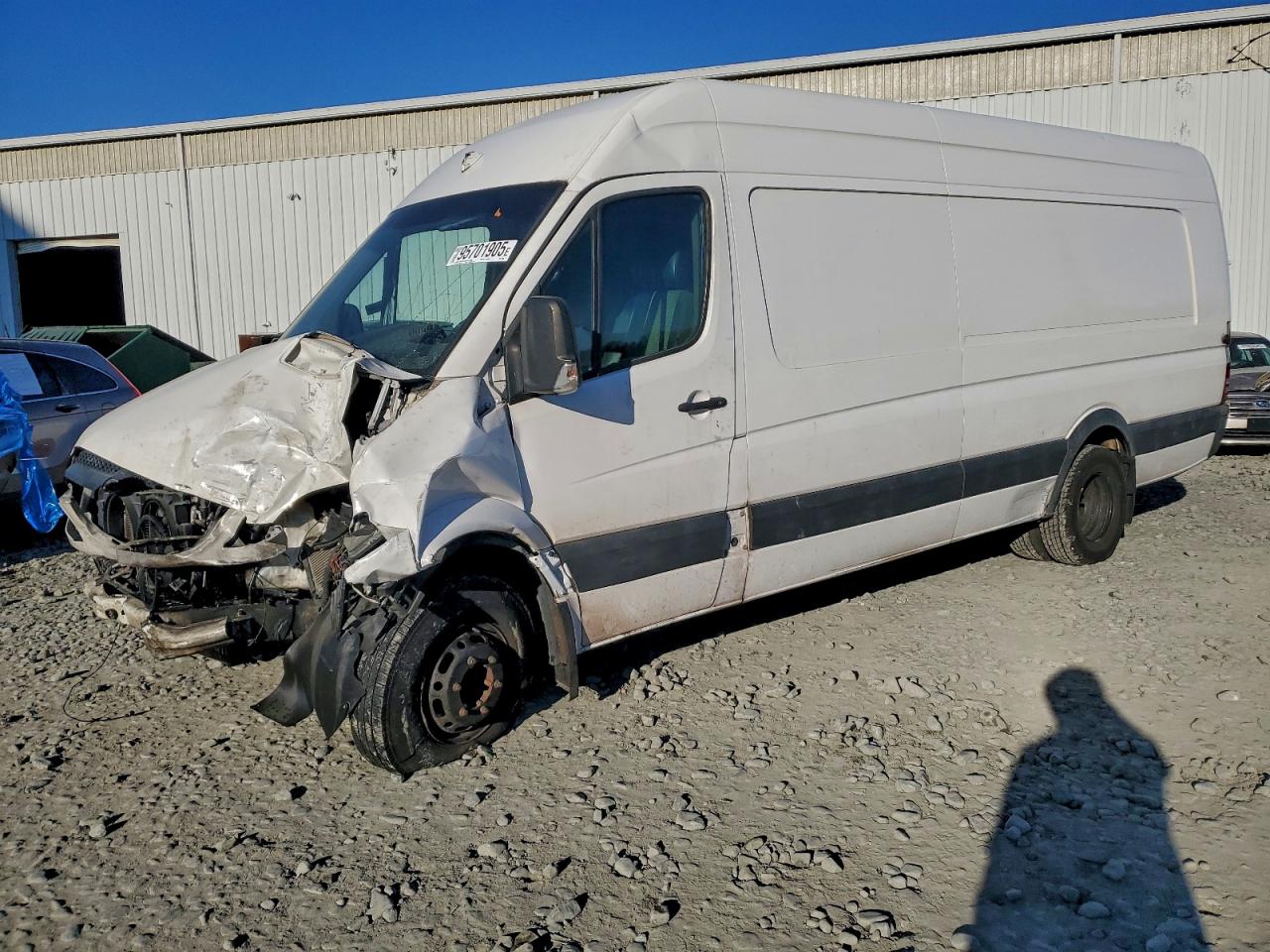 2007 Dodge Sprinter, VIN WD0PF445675183869 — Перед