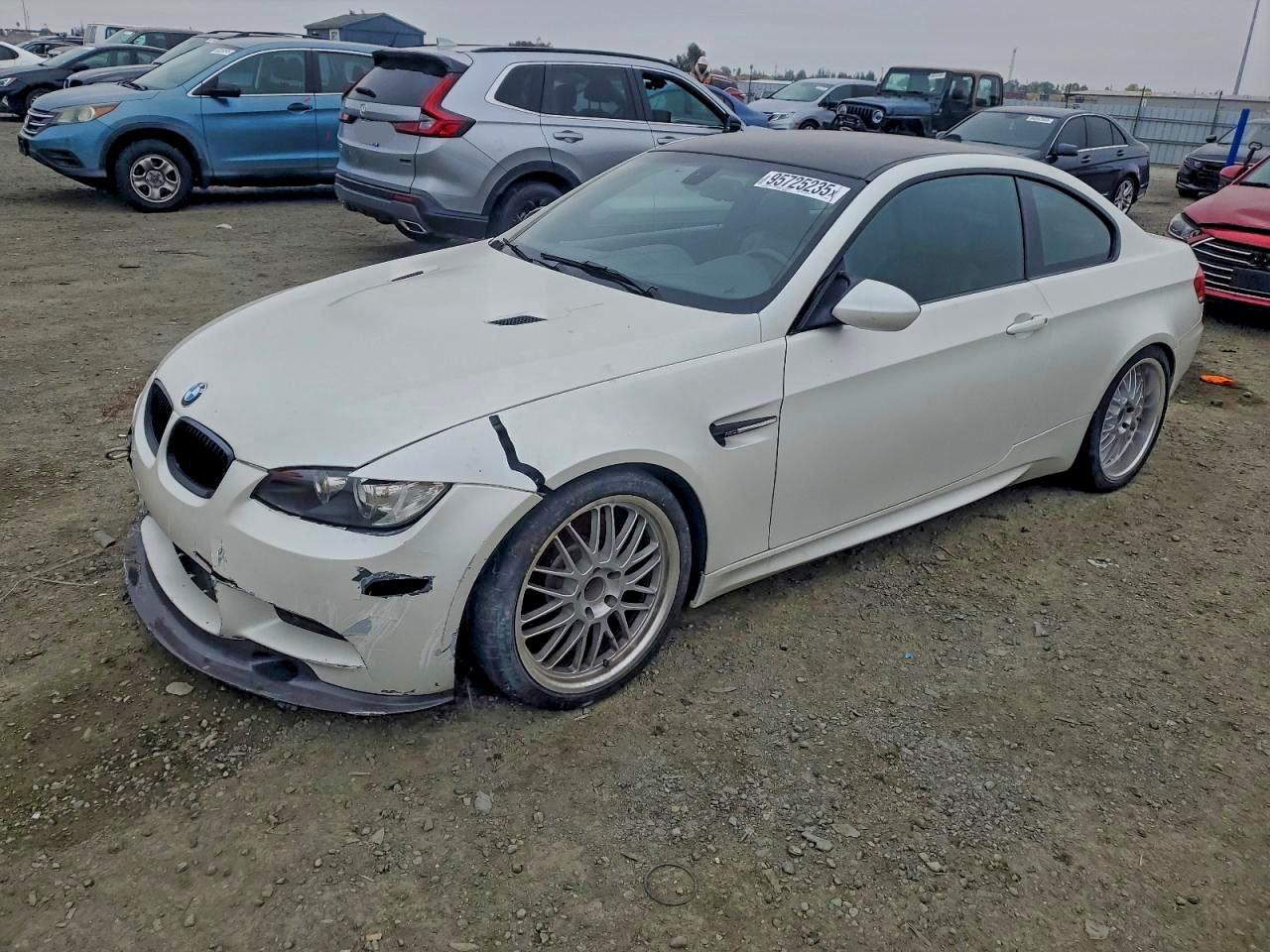 2013 BMW M3, VIN WBSKG9C57DJ593297 — Перед