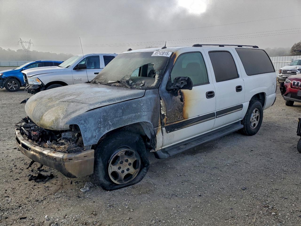 2005 Chevrolet Suburban Z71, VIN 3GNFK16Z25G181001 — Engine fire