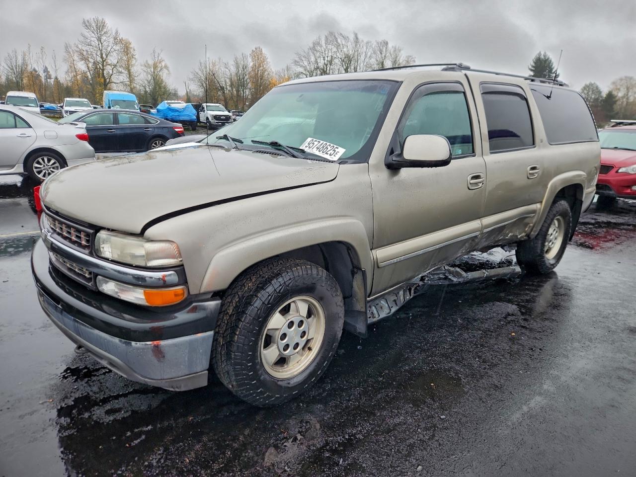 2001 Chevrolet Suburban LT, VIN 3GNFK16T41G249708 — Side