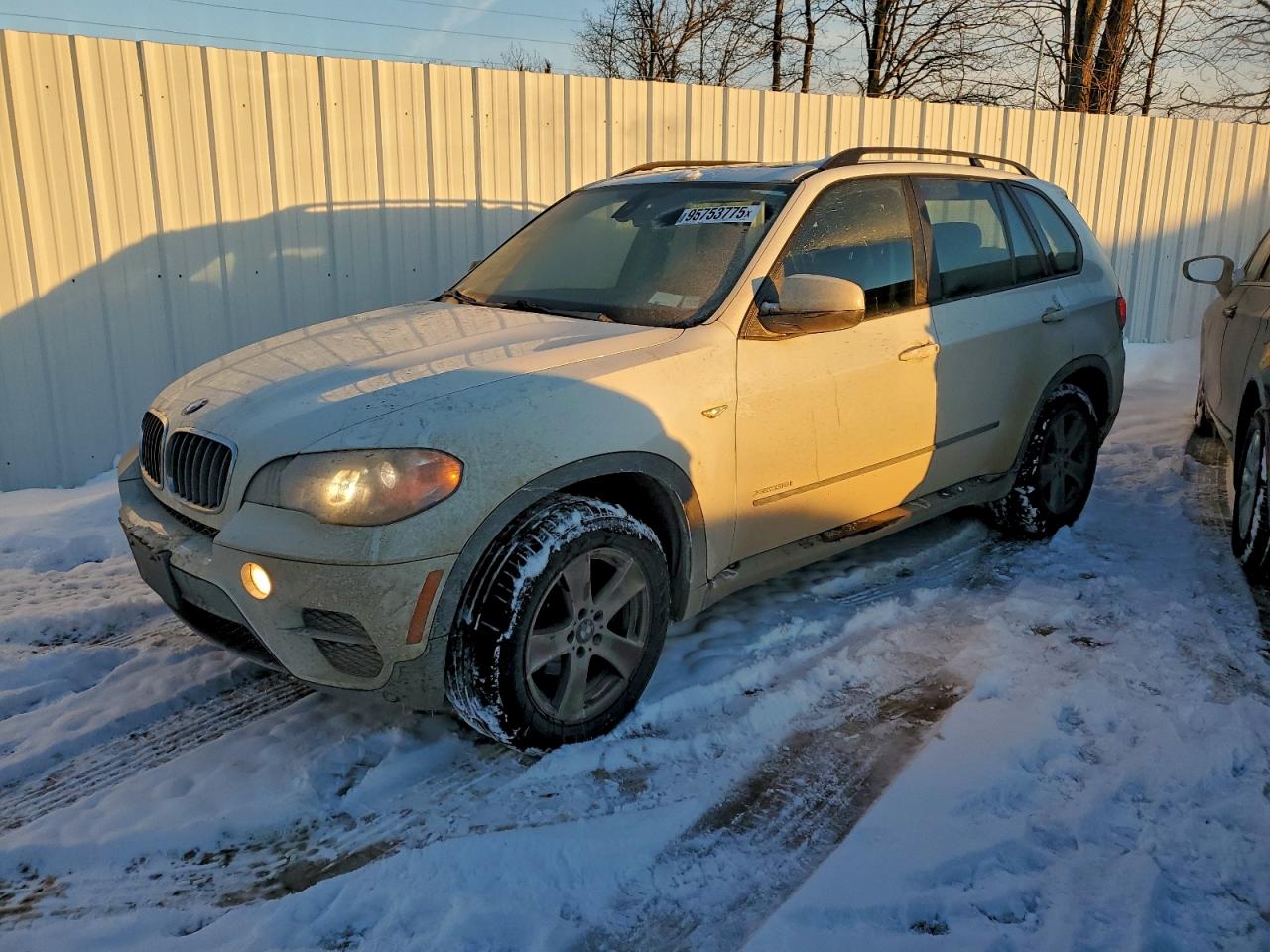 2013 BMW X5 xDrive35i, VIN 5UXZV4C52D0E14055 — Normal wear