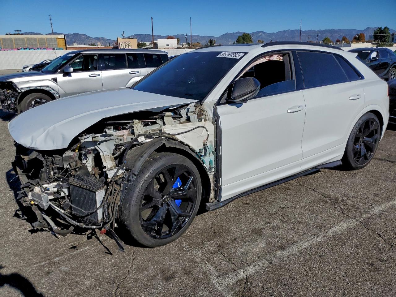 2022 Audi RS Q8, VIN WU1ARBF14ND007574 — Front end