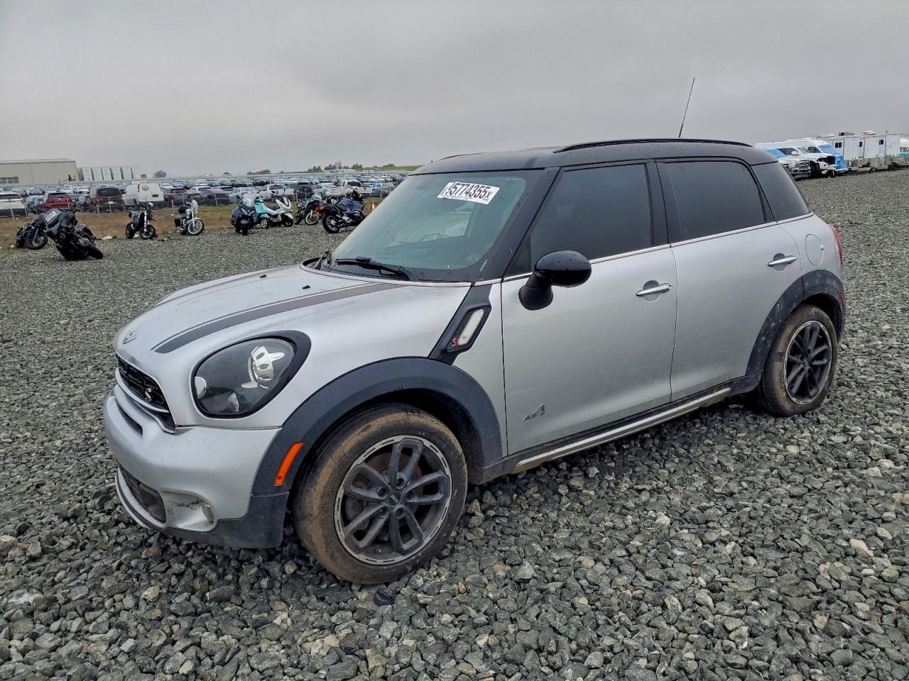 2015 MINI Countryman S, VIN WMWZC5C59FWM19356 — Vandalism