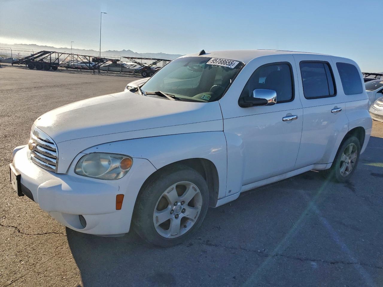 2007 Chevrolet HHR LT, VIN 3GNDA23D87S619738 — Side