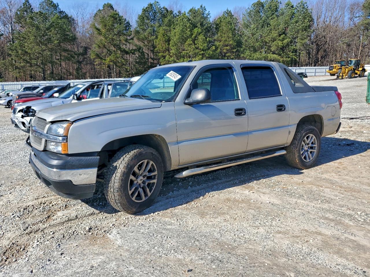 2005 Chevrolet Avalanche Z66, VIN 3GNEC12Z75G274501 — Front end