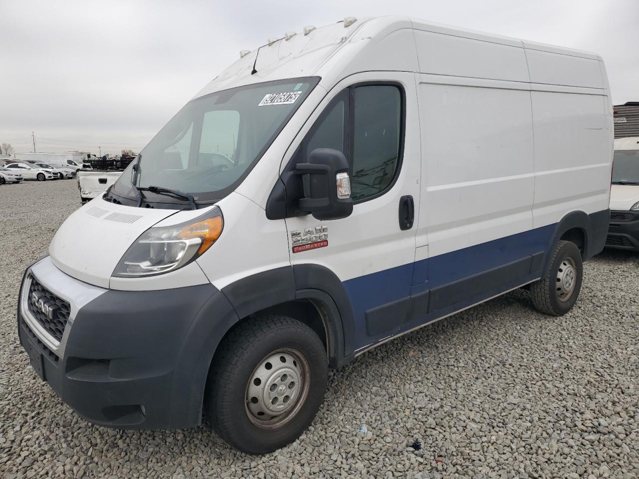 2019 Ram ProMaster Cargo, VIN 3C6TRVCG4KE557391 — Крыша