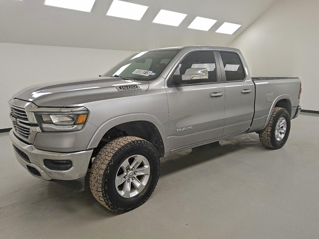 2020 Ram 1500 Laramie, VIN 1C6SRFDT3LN124865 — Minor dents and scratches