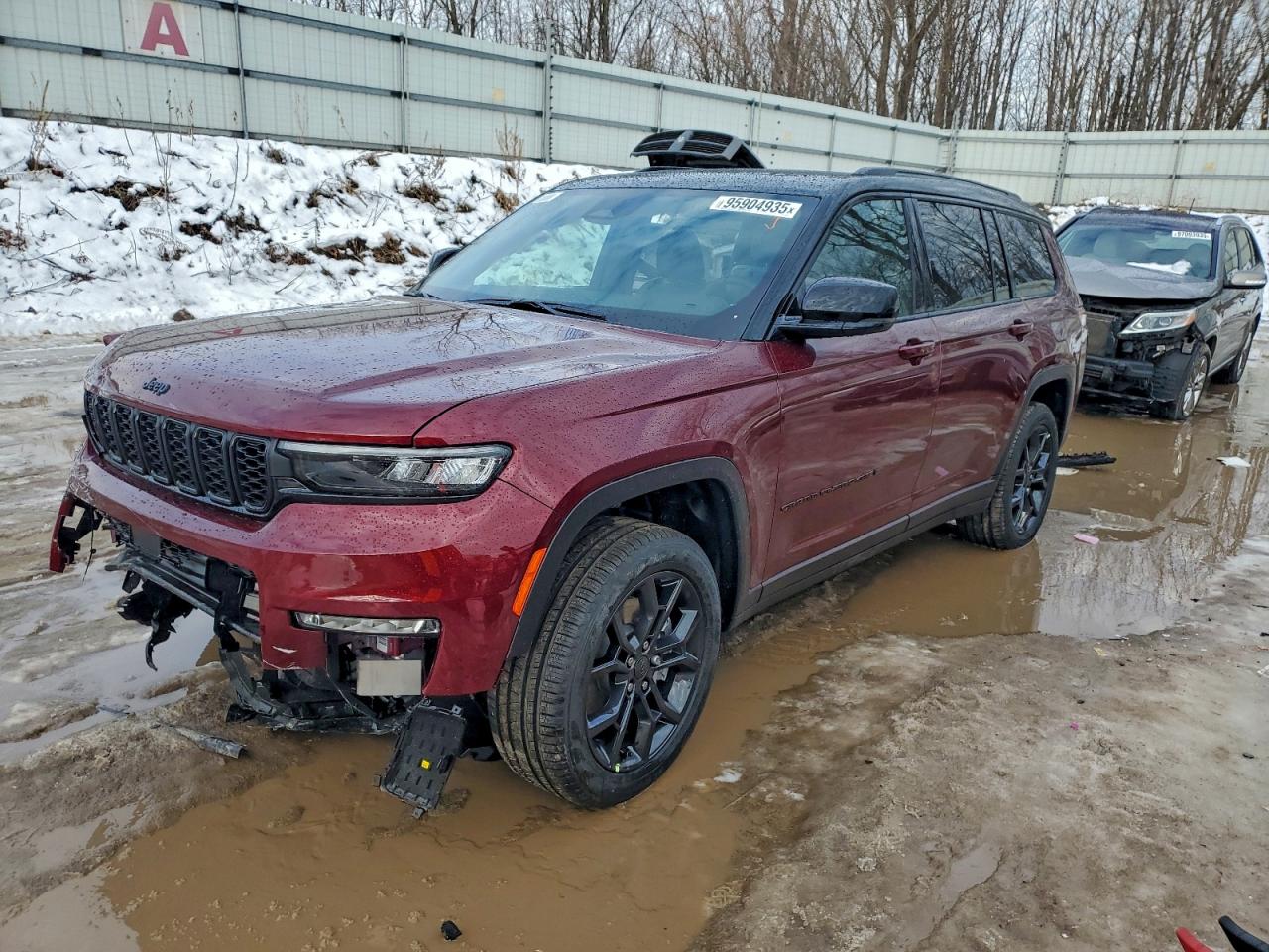 2025 Jeep Grand Cherokee Limited, VIN 1C4RJKBG8S8781428 — Side