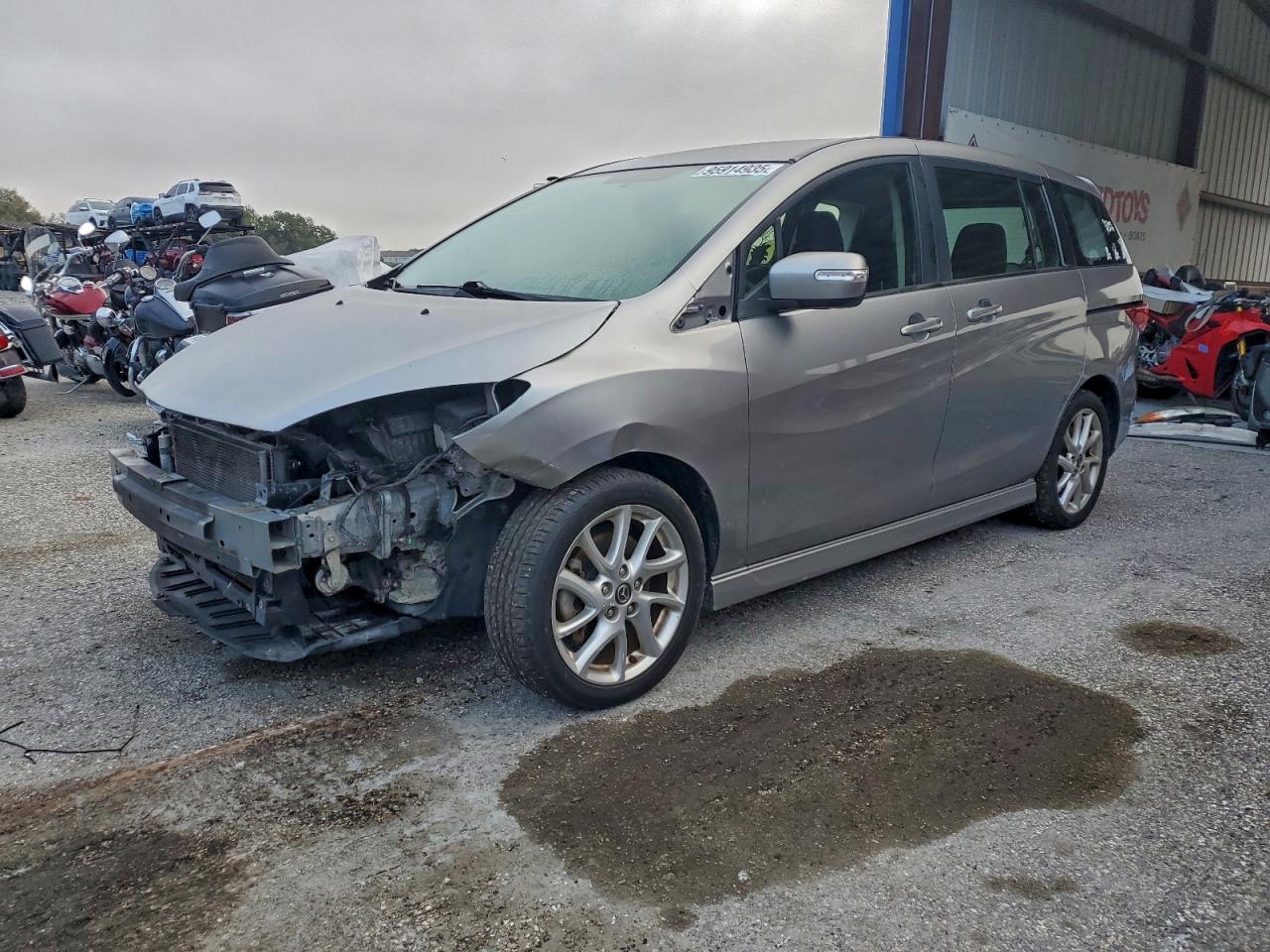 2013 Mazda 5 Touring, VIN JM1CW2CL8D0153258 — Front end