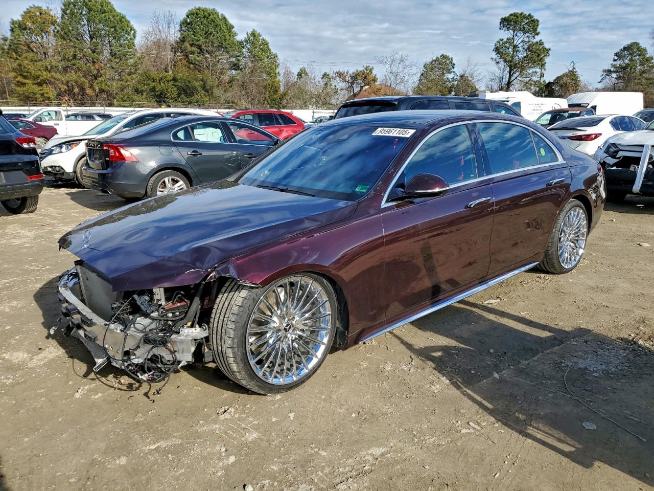 2024 Mercedes-Benz S 580, VIN W1K6G7GB8RA285792 — Front end