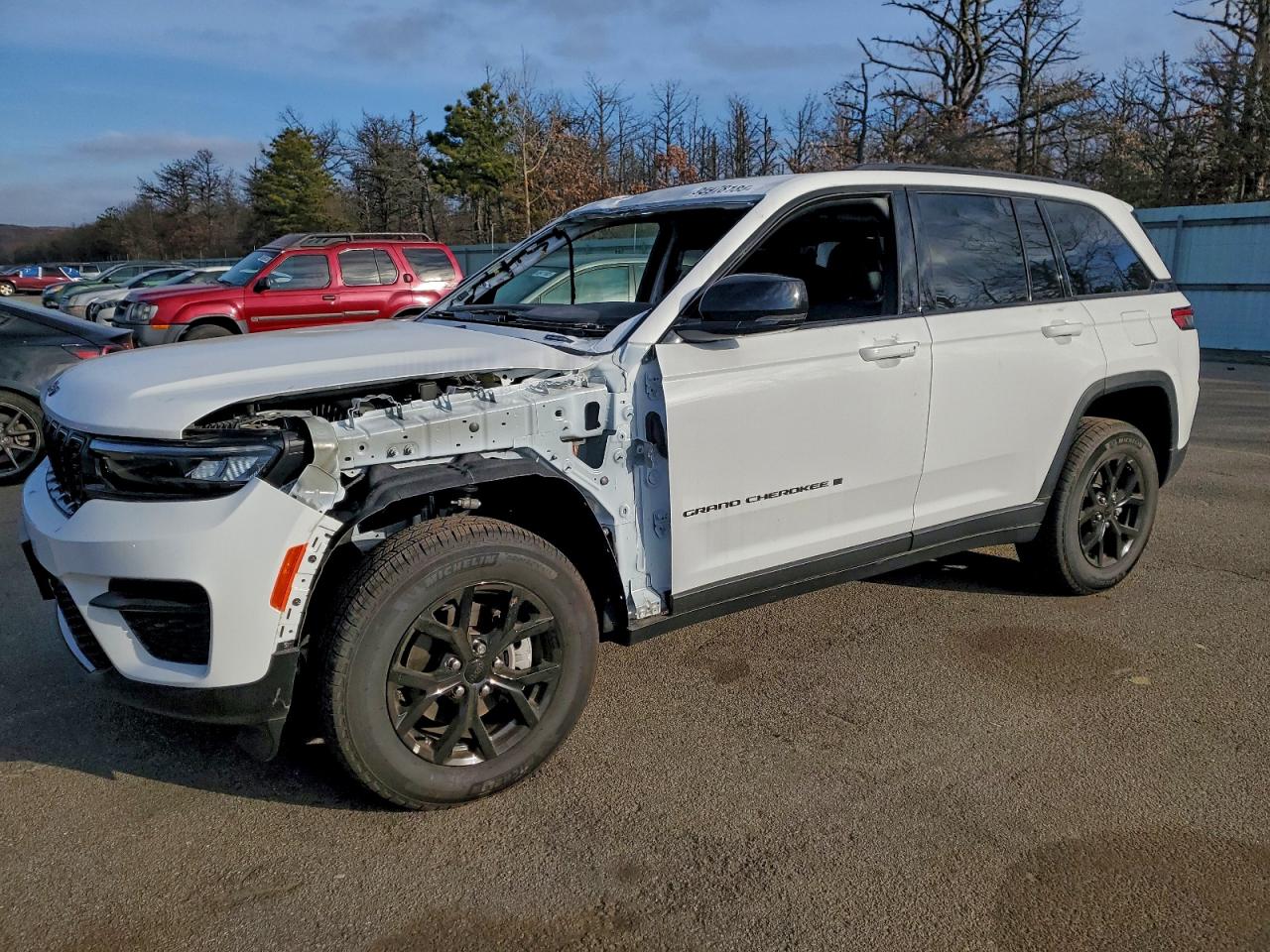 2025 Jeep Grand Cherokee Altitude X, VIN 1C4RJHAGXSC293809 — Крыша