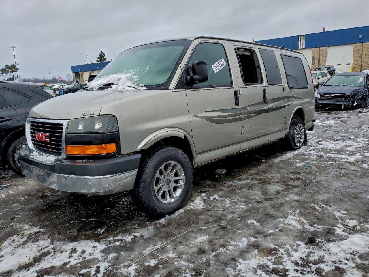 2003 GMC Savana Commercial SRW C6Y, VIN 1GDFG15T231182079 — Vandalism