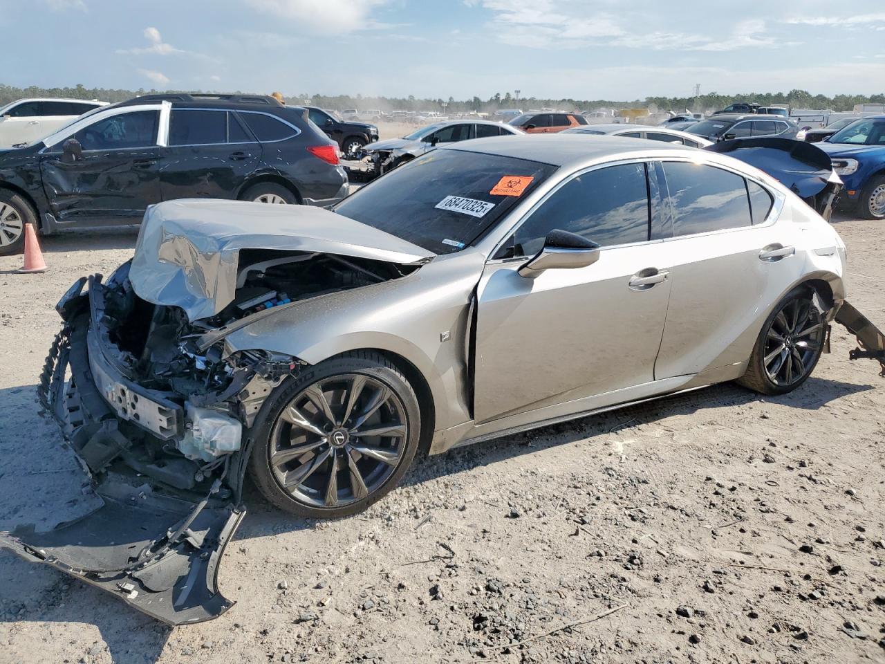 2021 Lexus IS 350 F Sport, VIN JTHGZ1B25M5040381 — Зад