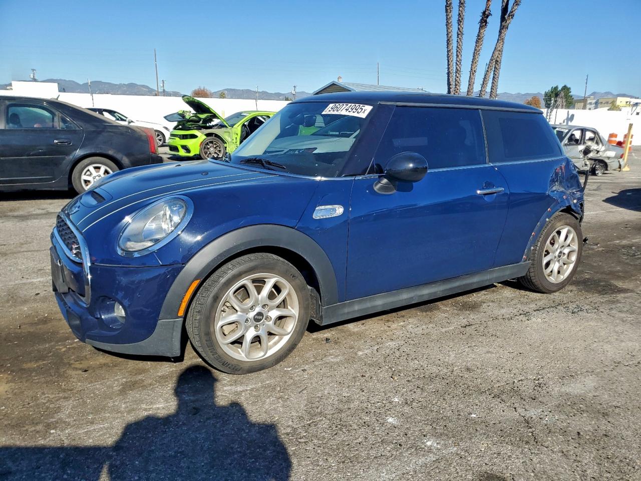 2016 MINI Hardtop S, VIN WMWXP7C53G2A43501 — Зад