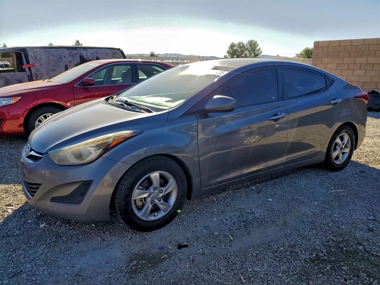 2014 Hyundai Elantra SE, VIN 5NPDH4AE5EH516103 — Normal wear