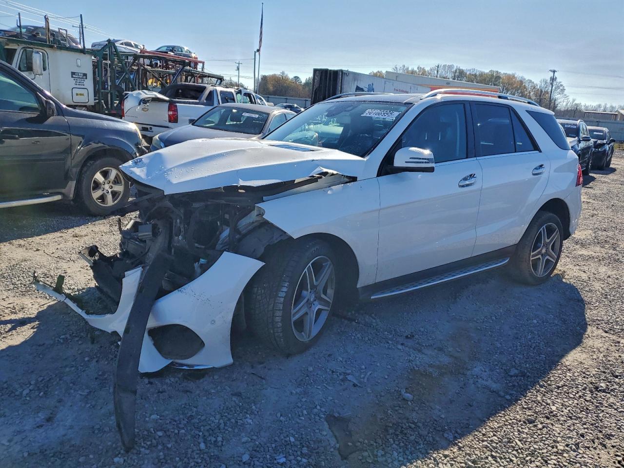 2016 Mercedes-Benz GLE 400, VIN 4JGDA5GB1GA806366 — Front end