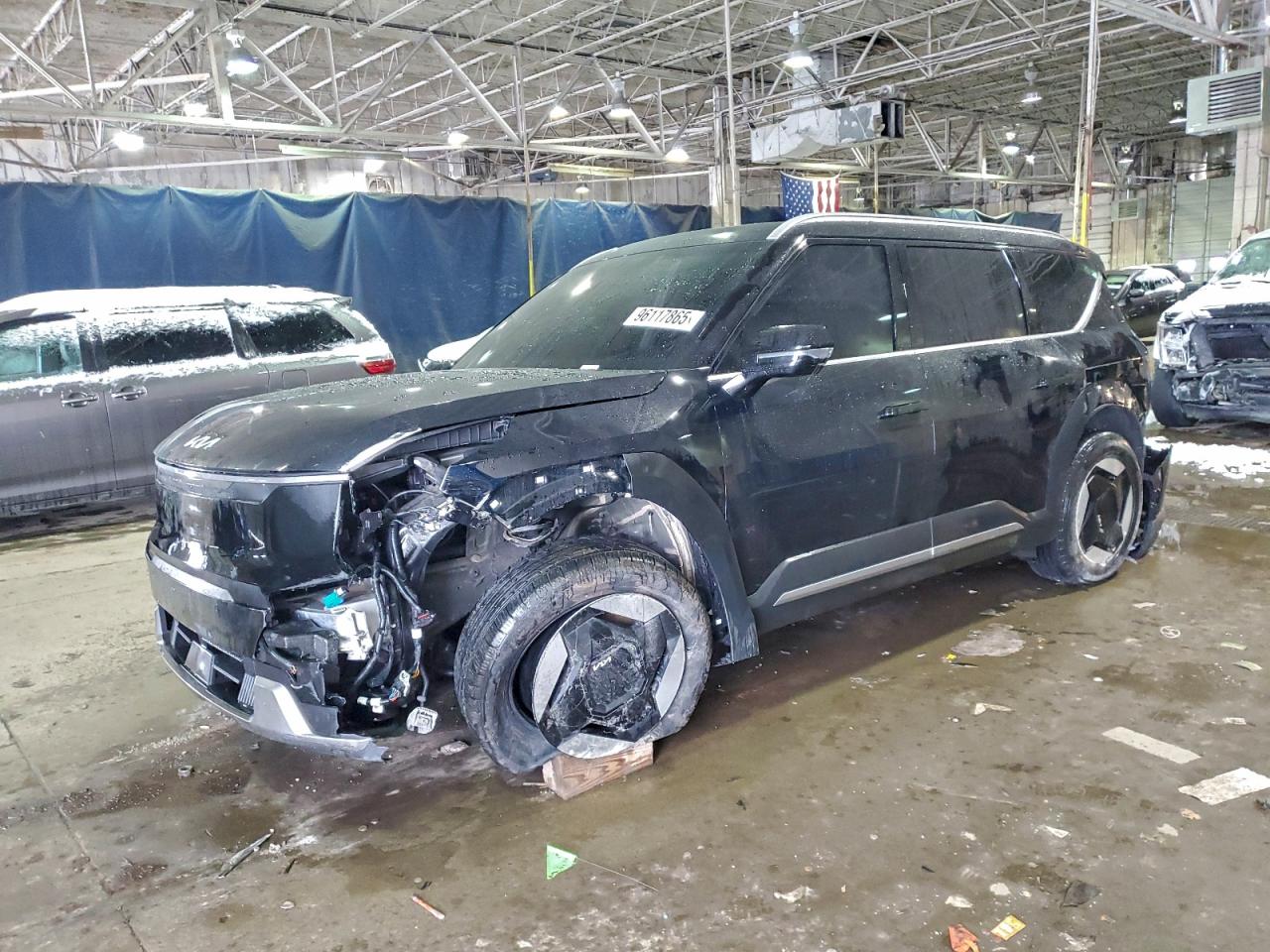 2025 Kia EV9 Wind, VIN 5XYAFFS53SG003678 — Перед