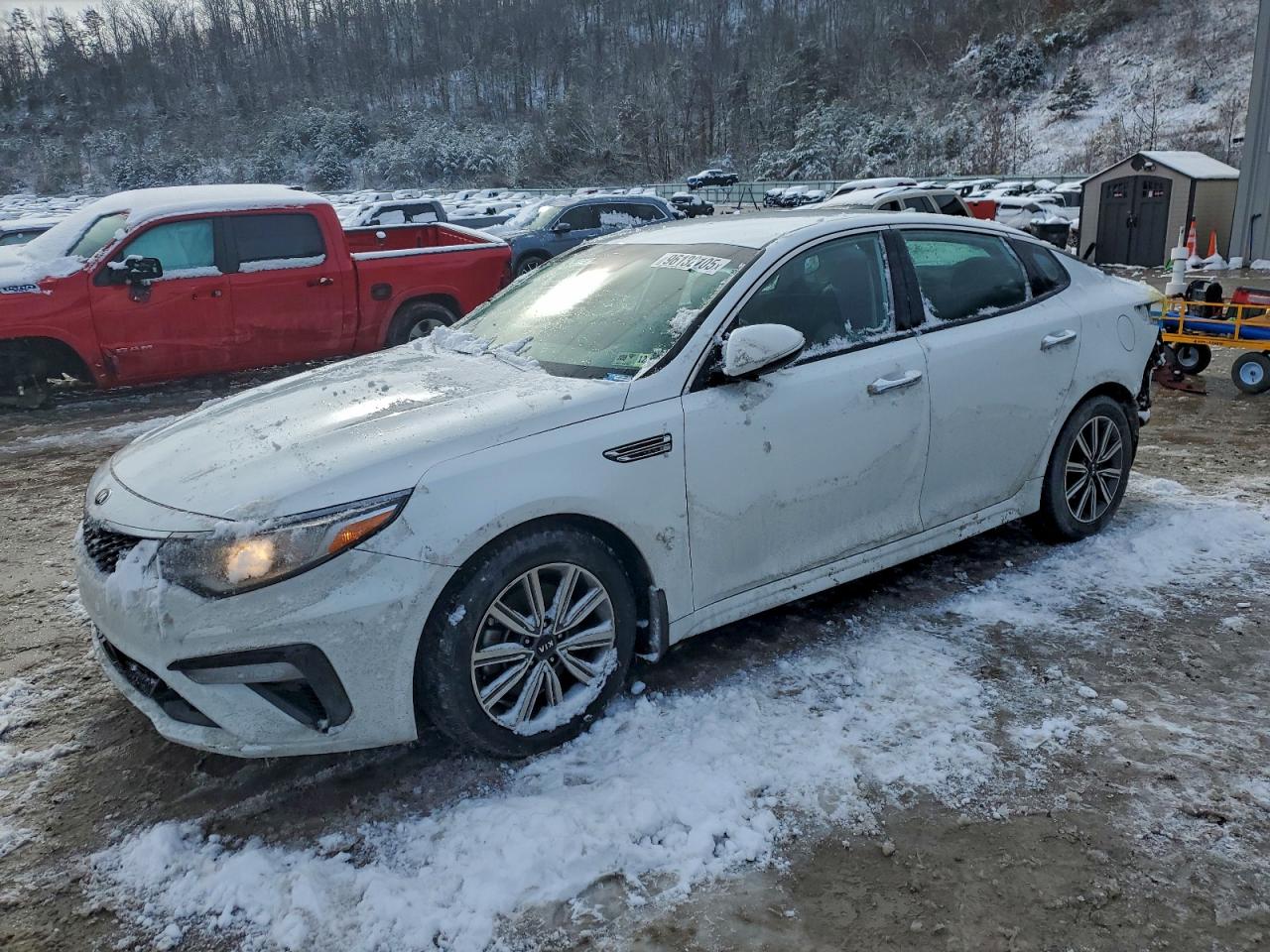 2019 Kia Optima EX, VIN 5XXGU4L11KG322775 — Rear end