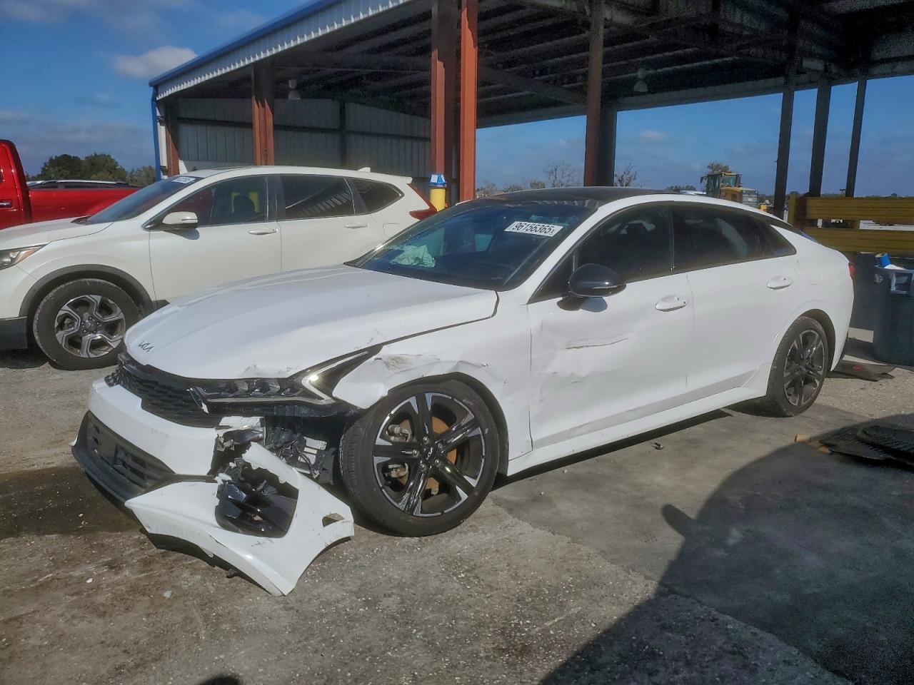 2023 Kia K5 GT-Line, VIN 5XXG64J20PG209641 — Front end